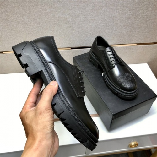 Replica Versace Casual Shoes For Men #891397 $96.00 USD for Wholesale