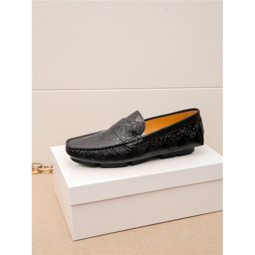 Replica Versace Leather Shoes For Men #891793 $72.00 USD for Wholesale
