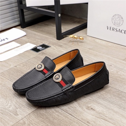 Replica Versace Casual Shoes For Men #892262 $68.00 USD for Wholesale