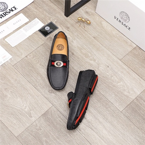 Replica Versace Casual Shoes For Men #892262 $68.00 USD for Wholesale