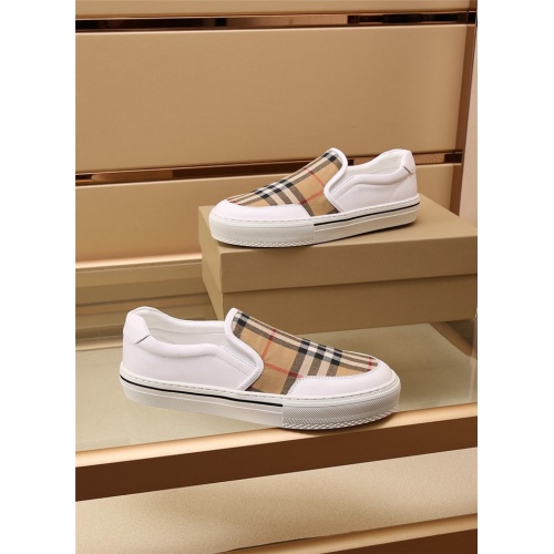 Replica Burberry Casual Shoes For Men #892560 $80.00 USD for Wholesale