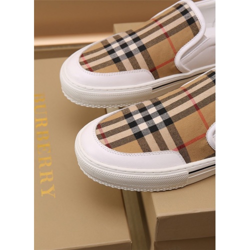 Replica Burberry Casual Shoes For Men #892560 $80.00 USD for Wholesale