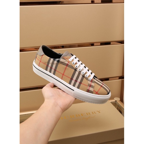 Replica Burberry Casual Shoes For Men #892564 $80.00 USD for Wholesale