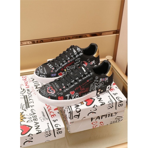 Dolce & Gabbana D&G Casual Shoes For Men #892567
