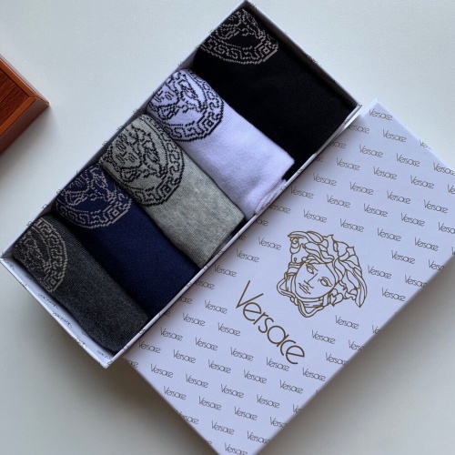 Replica Versace Socks #892838 $27.00 USD for Wholesale