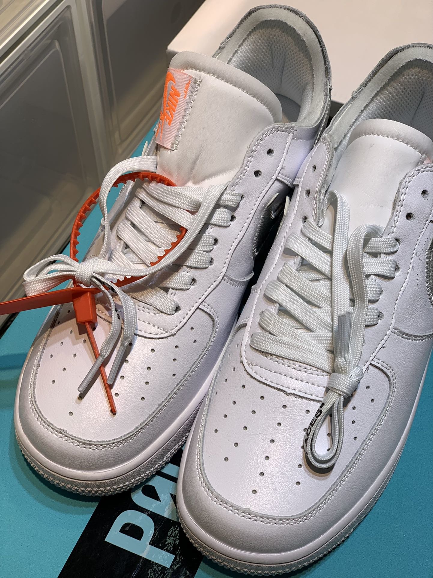 90 dollar air forces