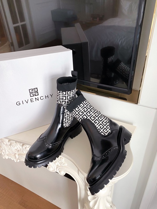 women givenchy boots