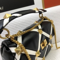 $112.00 USD Valentino AAA Quality Messenger Bags For Women #887875