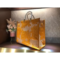$175.00 USD Fendi AAA Quality Tote-Handbags For Women #888546