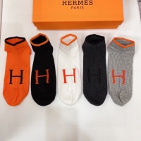 $27.00 USD Hermes Socks #893405