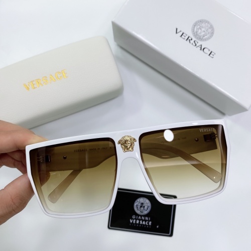 Versace AAA Quality Sunglasses #893986