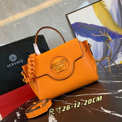 Versace AAA Quality Messenger Bags For Women #894233 $150.00 USD, Wholesale Replica Versace AAA Quality Messenger Bags