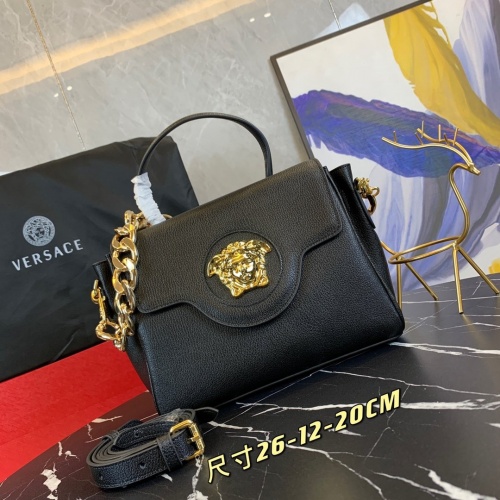Versace AAA Quality Messenger Bags For Women #894236 $150.00 USD, Wholesale Replica Versace AAA Quality Messenger Bags
