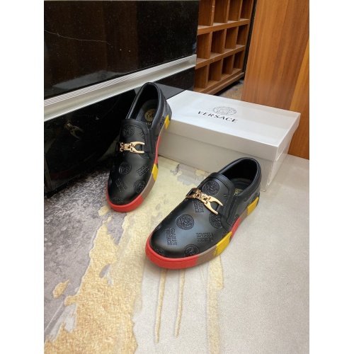 Replica Versace Casual Shoes For Men #894364 $68.00 USD for Wholesale