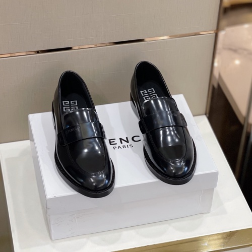 Givenchy Leather Shoes For Men #894390