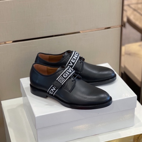 Givenchy Leather Shoes For Men #894393