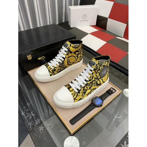 Versace High Tops Shoes For Men #894778