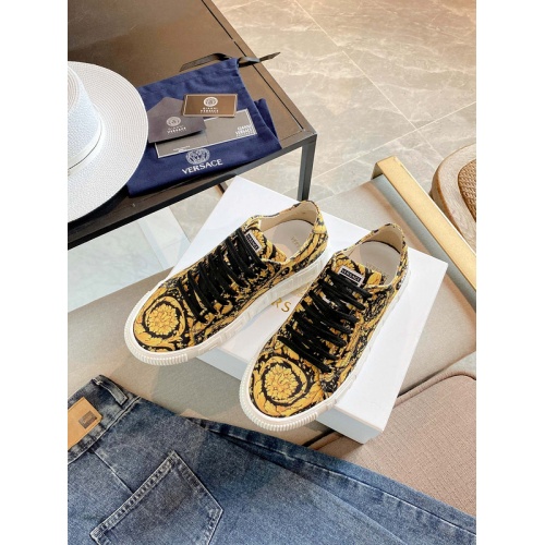 Replica Versace Casual Shoes For Men #894942 $102.00 USD for Wholesale