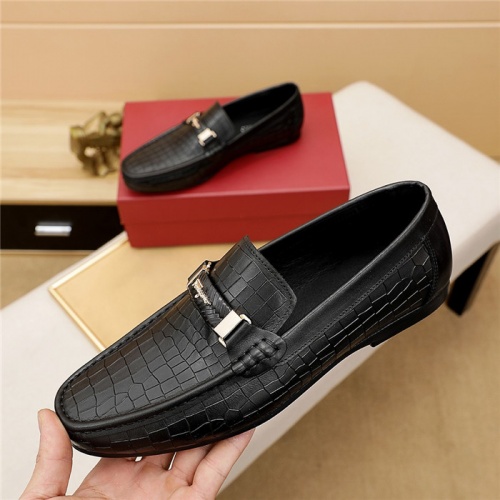 Replica Salvatore Ferragamo Leather Shoes For Men #895023 $68.00 USD for Wholesale