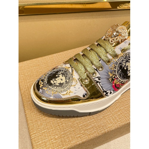 Replica Versace Casual Shoes For Men #895039 $76.00 USD for Wholesale