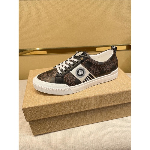 Replica Versace Casual Shoes For Men #895048 $76.00 USD for Wholesale