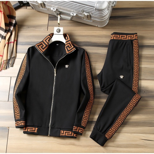 Versace Tracksuits Long Sleeved For Men #895586