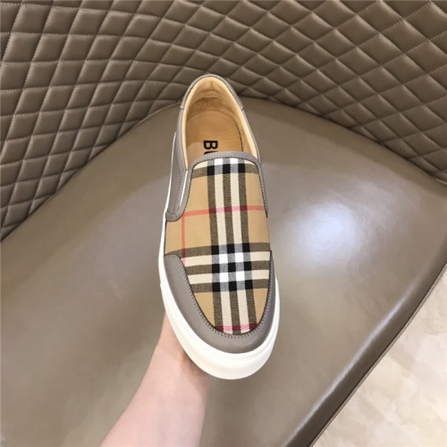 Replica Burberry Casual Shoes For Men #895868 $68.00 USD for Wholesale