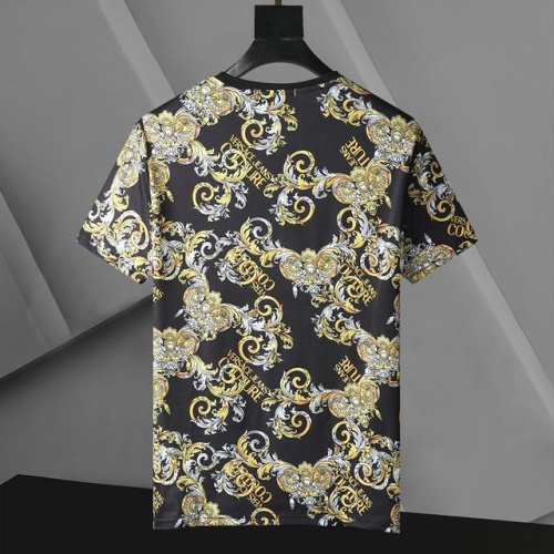 Replica Versace T-Shirts Short Sleeved For Men #896532 $24.00 USD for Wholesale
