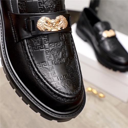 Replica Versace Casual Shoes For Men #897449 $82.00 USD for Wholesale
