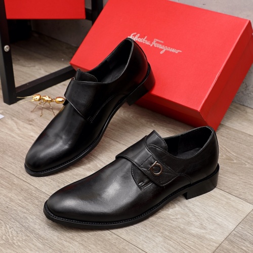 Salvatore Ferragamo Leather Shoes For Men #900143 $82.00 USD, Wholesale Replica Salvatore Ferragamo Leather Shoes