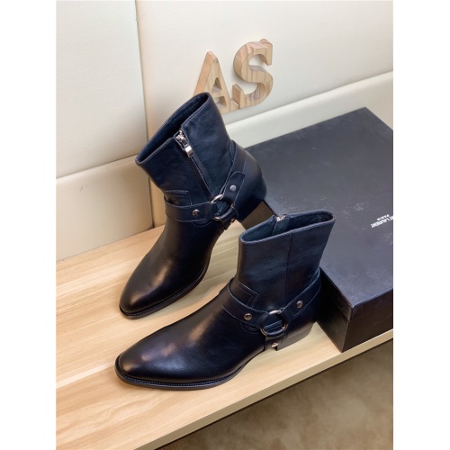 Yves Saint Laurent Boots For Men #900581