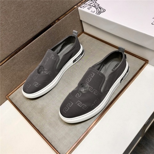 Versace Casual Shoes For Men #901249