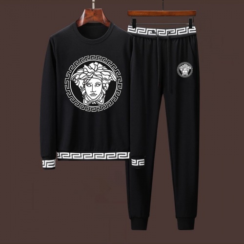 Versace Tracksuits Long Sleeved For Men #901526