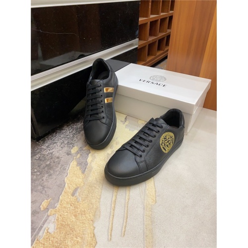 Versace Casual Shoes For Men #901887 $76.00 USD, Wholesale Replica Versace Casual Shoes
