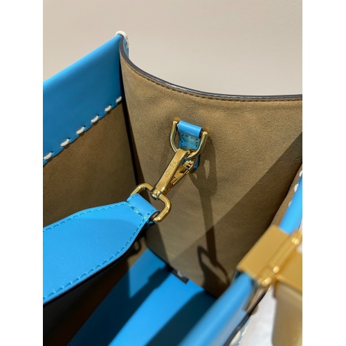 Replica Fendi AAA Quality Handbags For Women #902671 $122.00 USD for Wholesale