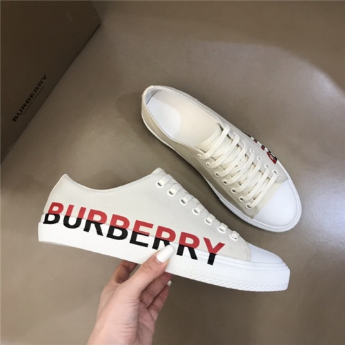 Replica Burberry Casual Shoes For Men #903976 $80.00 USD for Wholesale