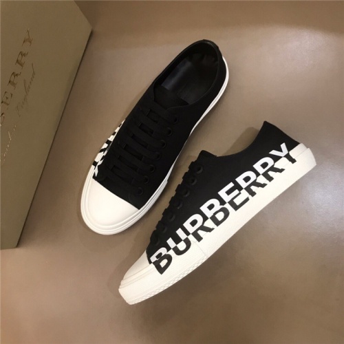 Replica Burberry Casual Shoes For Men #903985 $80.00 USD for Wholesale