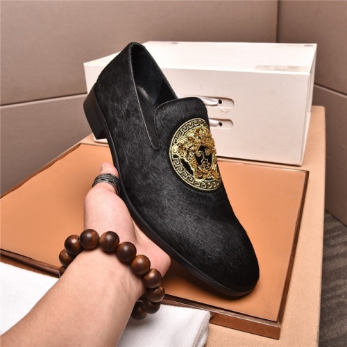 Replica Versace Leather Shoes For Men #905301 $102.00 USD for Wholesale