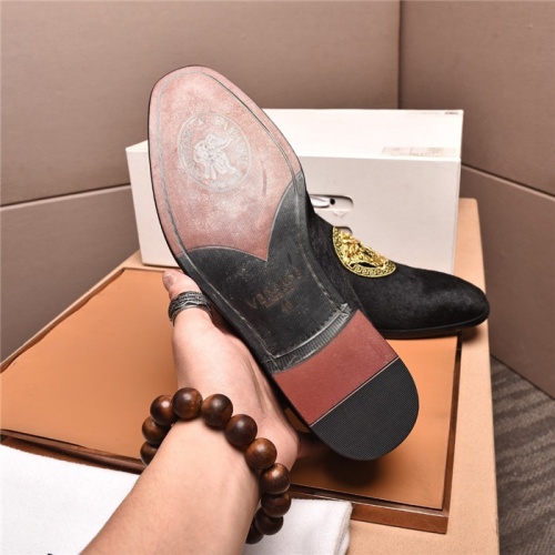 Replica Versace Leather Shoes For Men #905301 $102.00 USD for Wholesale