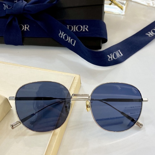 Christian Dior AAA Quality Sunglasses #905946