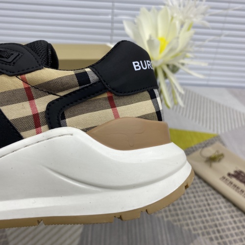 Replica Burberry Casual Shoes For Men #906264 $90.00 USD for Wholesale