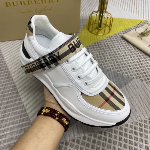 Replica Burberry Casual Shoes For Men #906270 $90.00 USD for Wholesale