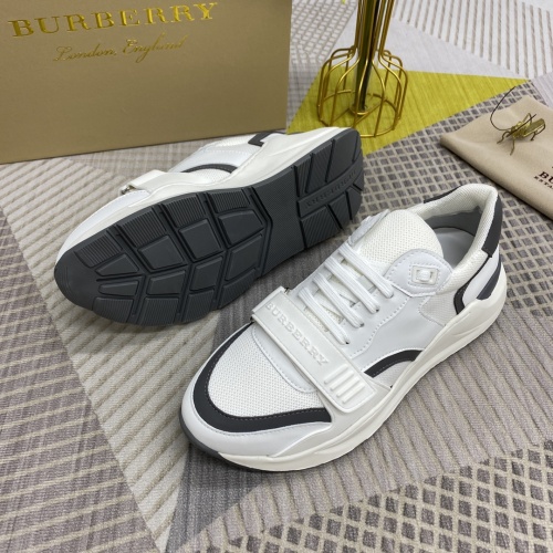 Replica Burberry Casual Shoes For Men #906274 $90.00 USD for Wholesale