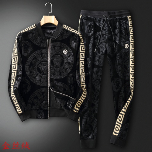Versace Tracksuits Long Sleeved For Men #906305