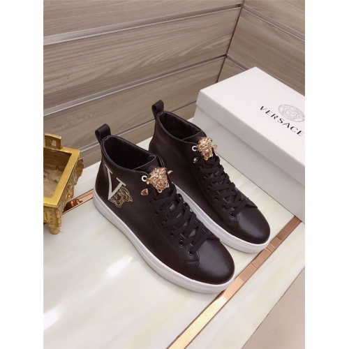 Versace High Tops Shoes For Men #906448