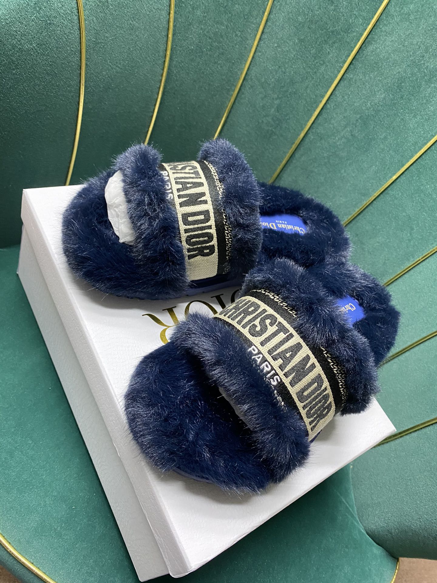 fenty slippers yarn