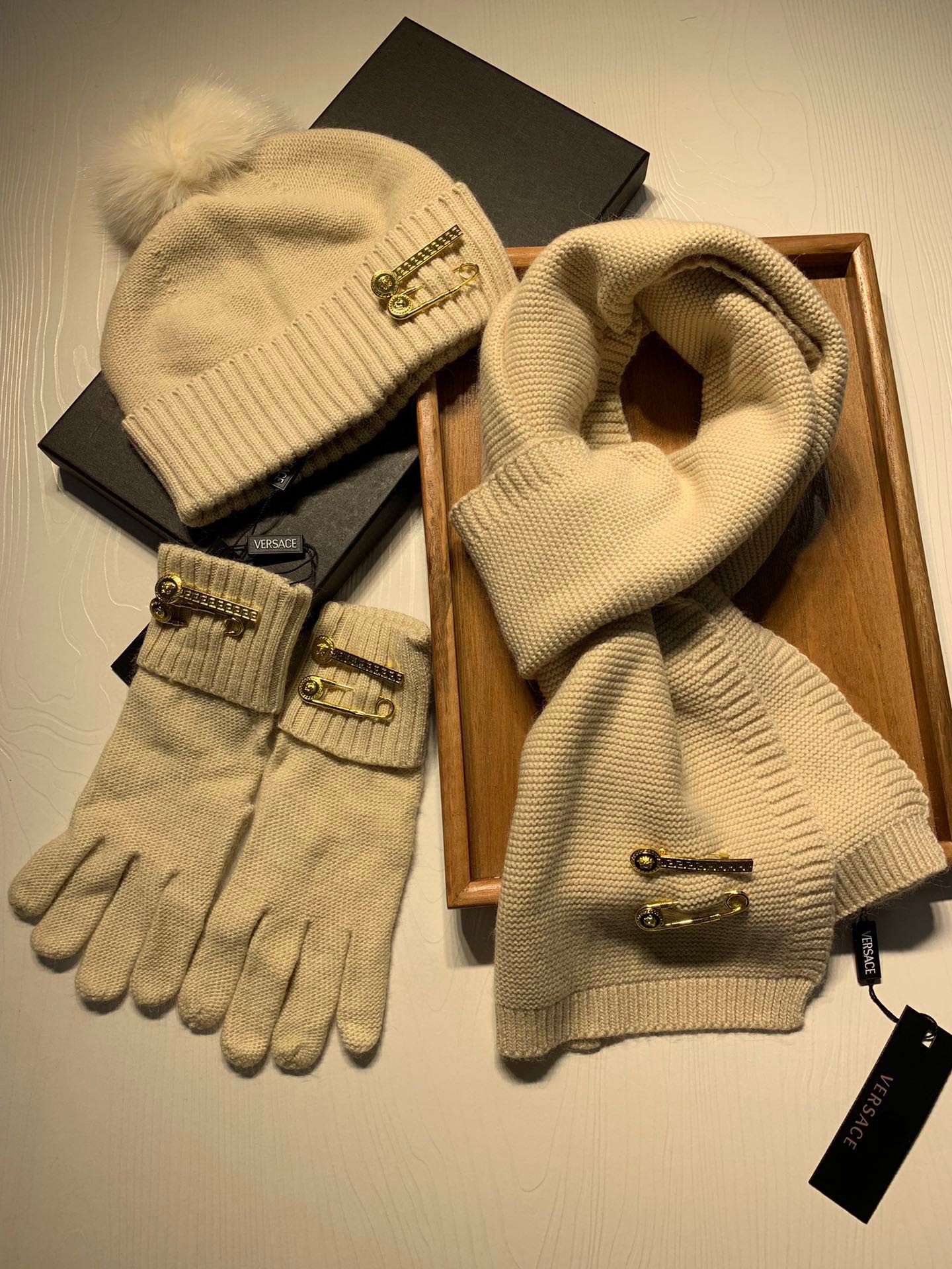 versace hat and scarf set