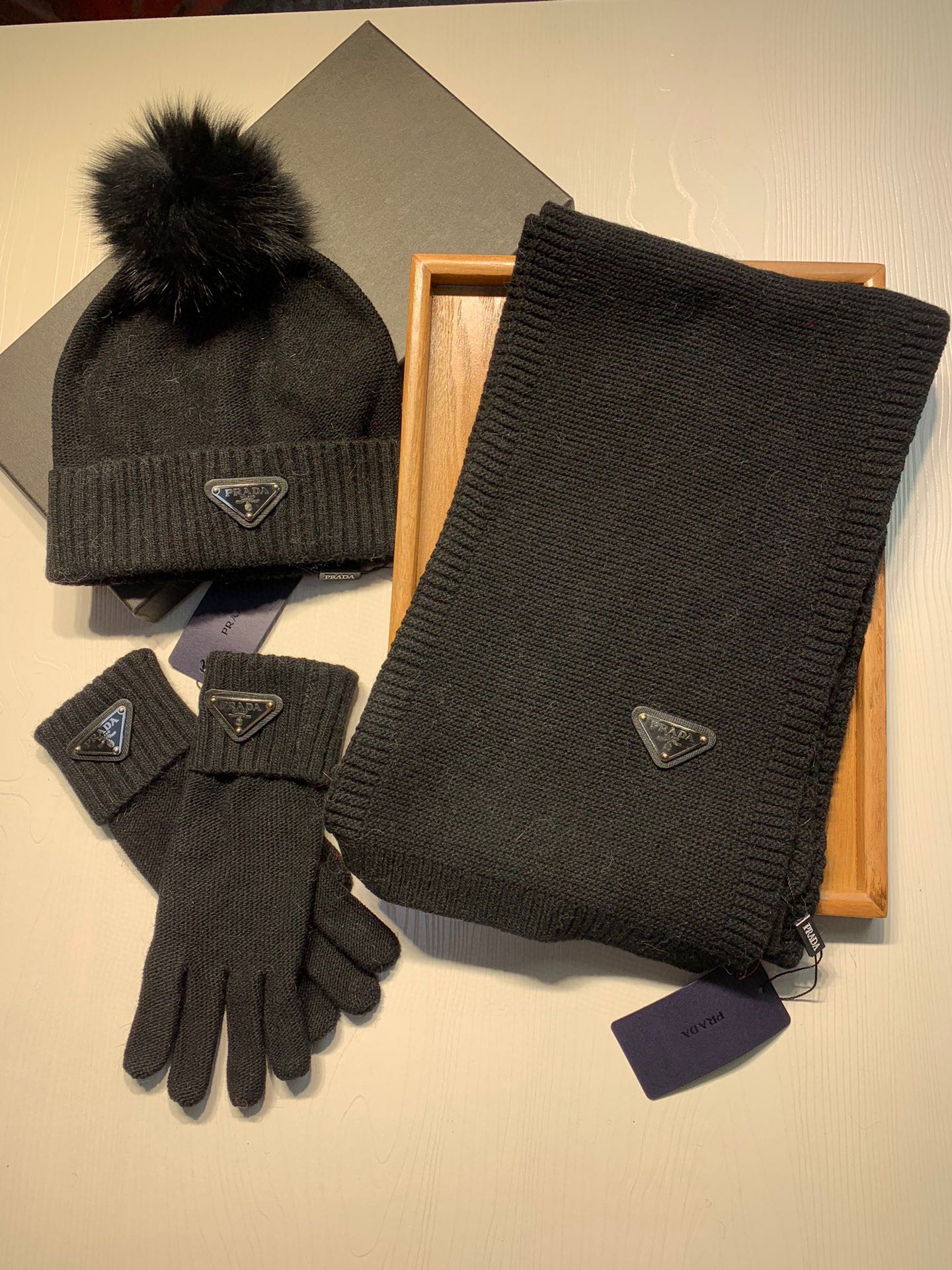 prada scarf and hat