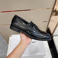 $85.00 USD Givenchy Leather Shoes For Men #894390