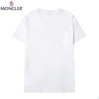 $32.00 USD Moncler T-Shirts Short Sleeved For Men #894598